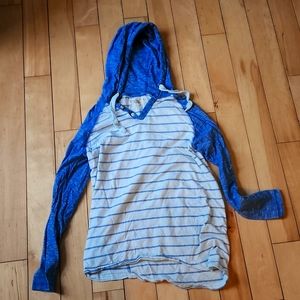 Men's small long sleeve